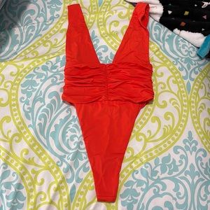 RIOT SWIM ECHO ON PIECE